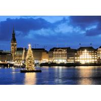 0175_1287 Weihnachtsstimmung am Abend in Hamburg - Weihnachtsbaum auf der Binnenalster. | 